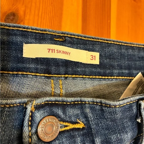 Levi's Distressed Blue 711 Skinny Jeans - Picture 4 of 8